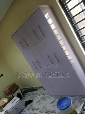 8ft Wardrobe for Home Use