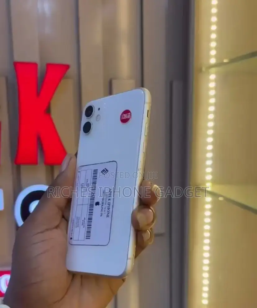 Apple iPhone 11 128 GB White
