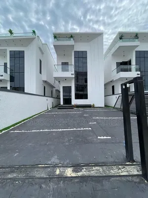 5bdrm Duplex in Chevron Lekki Lagos for sale