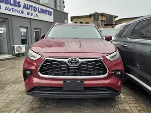 Toyota Highlander Platinum 2021 Red