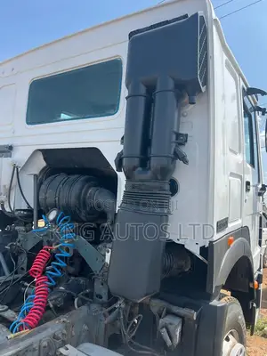 Howo Trailer Company Used 2015 White