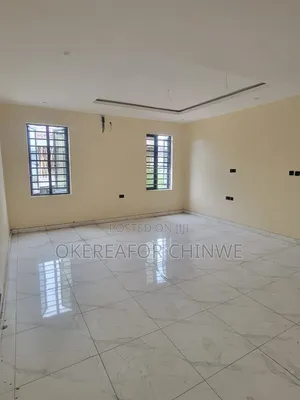 3bdrm Apartment in Lekki Phase I for sale