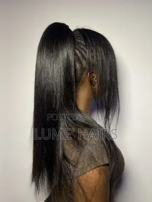 Straight Ponytail