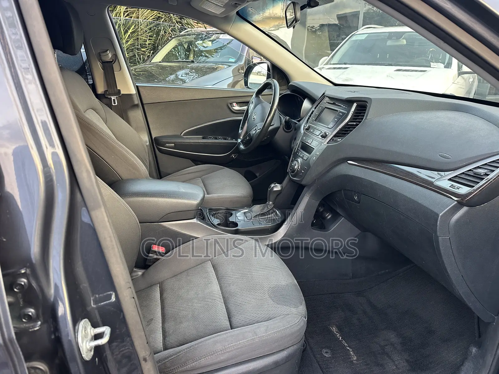 Hyundai Santa Fe 2016 Gray