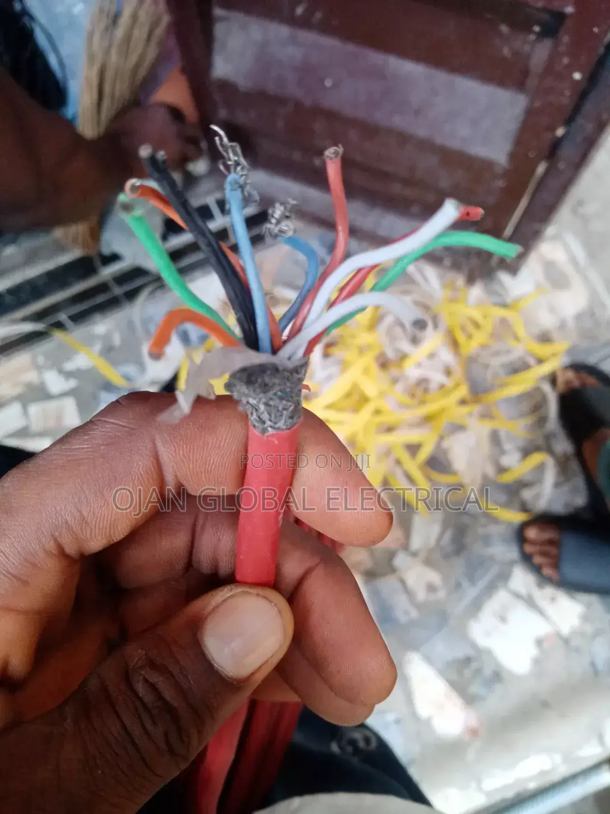 1.5mmx12core Multi Colour Shield Cable