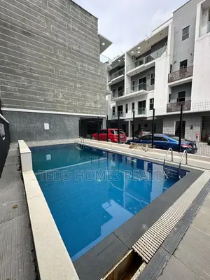 Furnished 2bdrm Penthouse in Lekki for sale