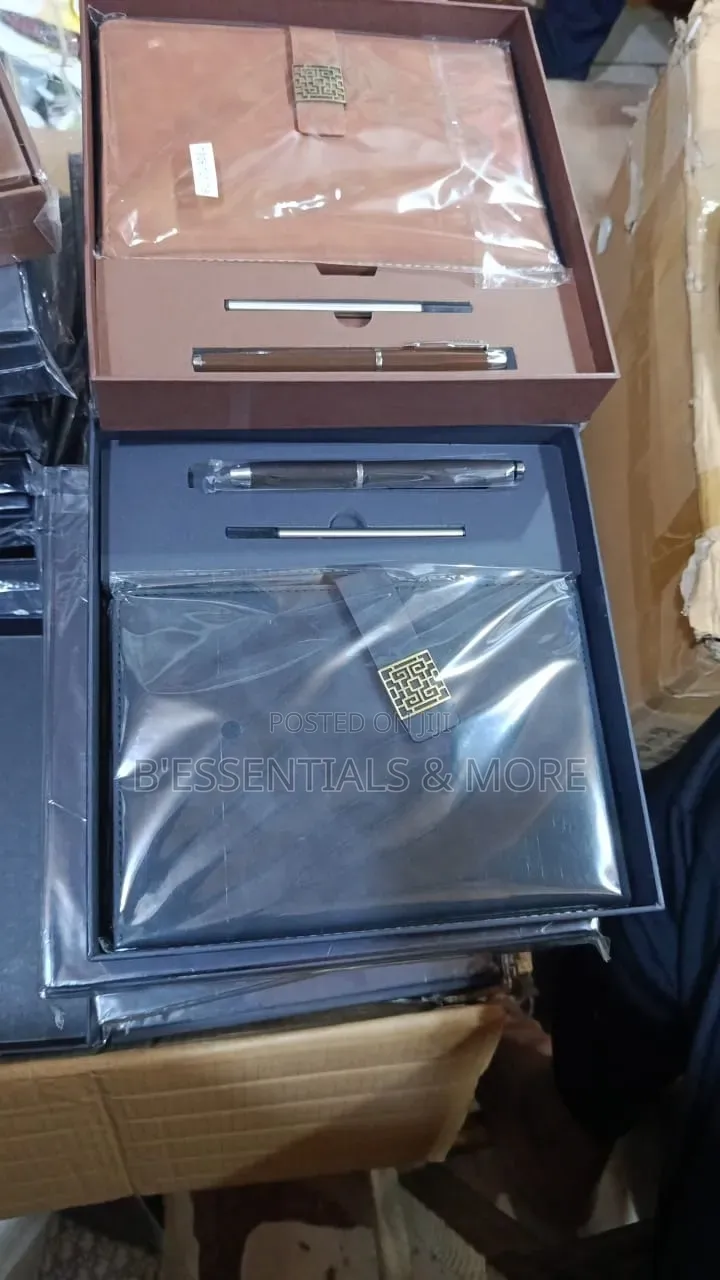 3 In 1 Note Pad ,Pen And Pen Refill
