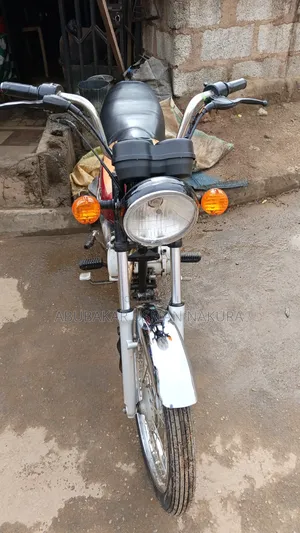 Bajaj Boxer 2022 Red