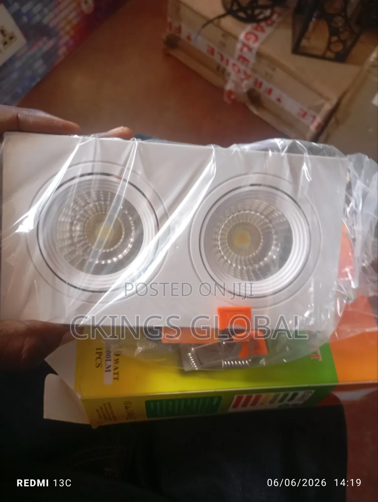 Double Pop Recess Light