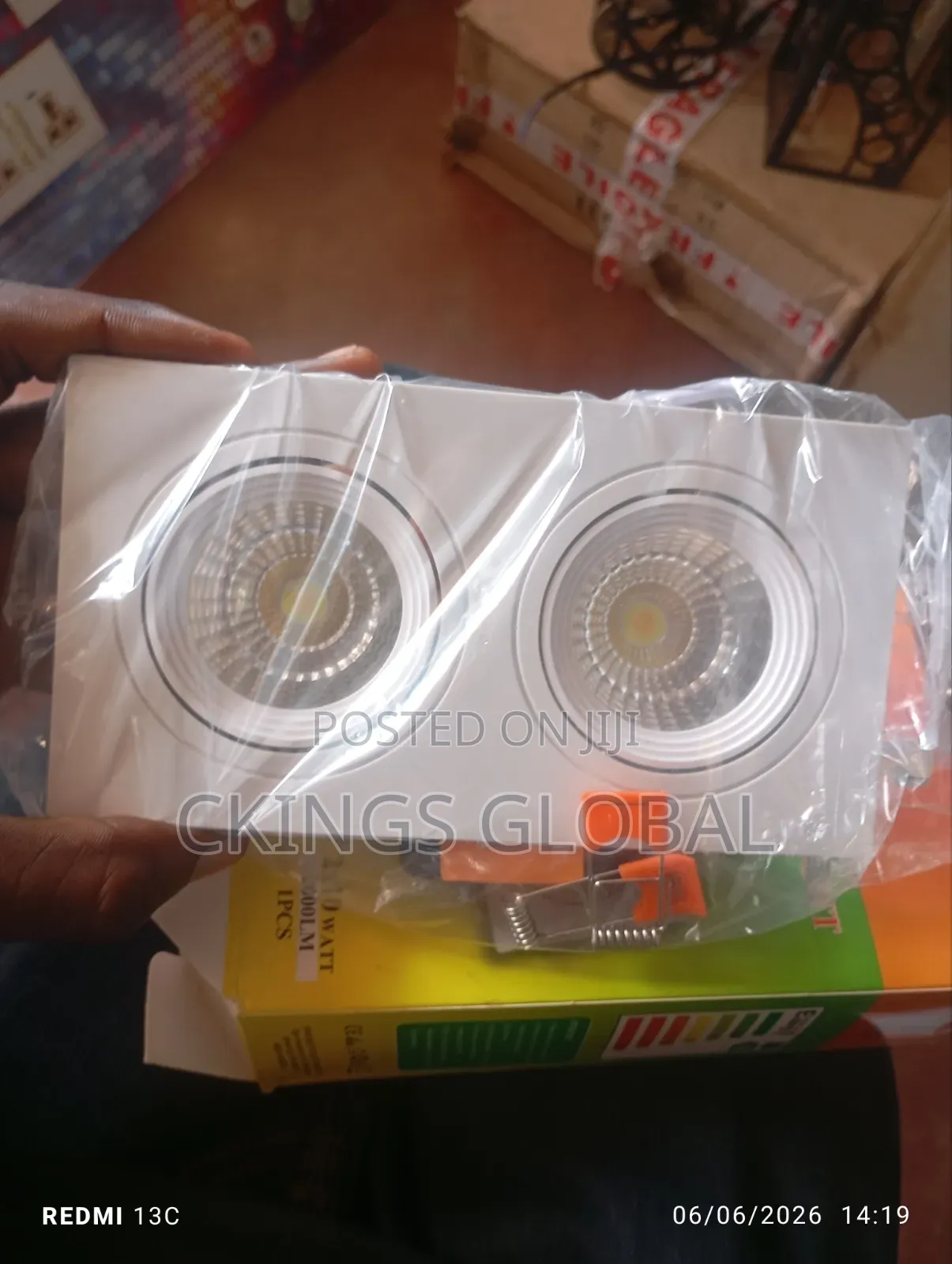Double Pop Recess Light