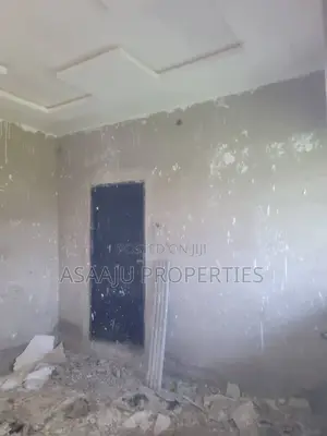 2bdrm House in Odeku, Akala Express for sale