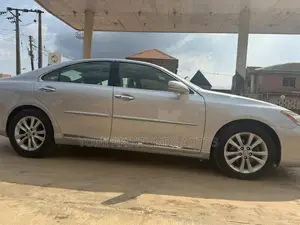 Lexus ES 350 2011 Silver