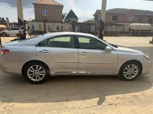 Lexus ES 350 2011 Silver