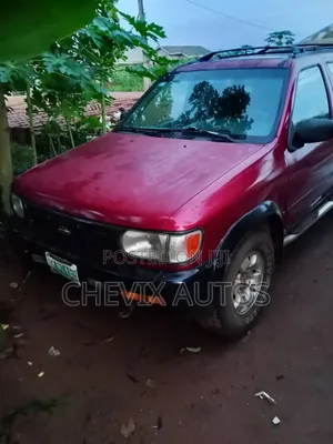 Nissan Pathfinder 1999 Burgundy