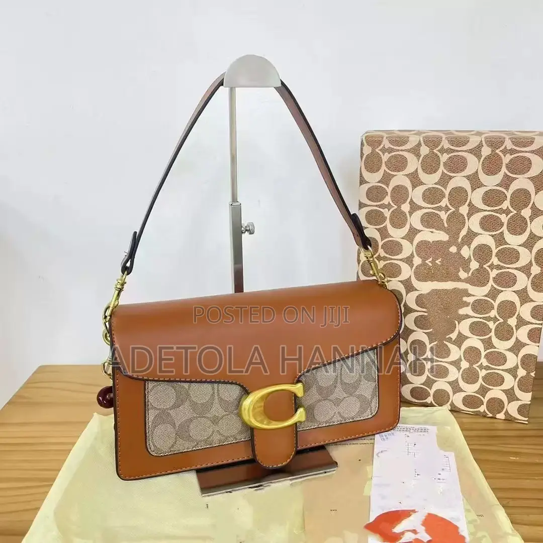 Coach Women’S Handbag Elegant Durable