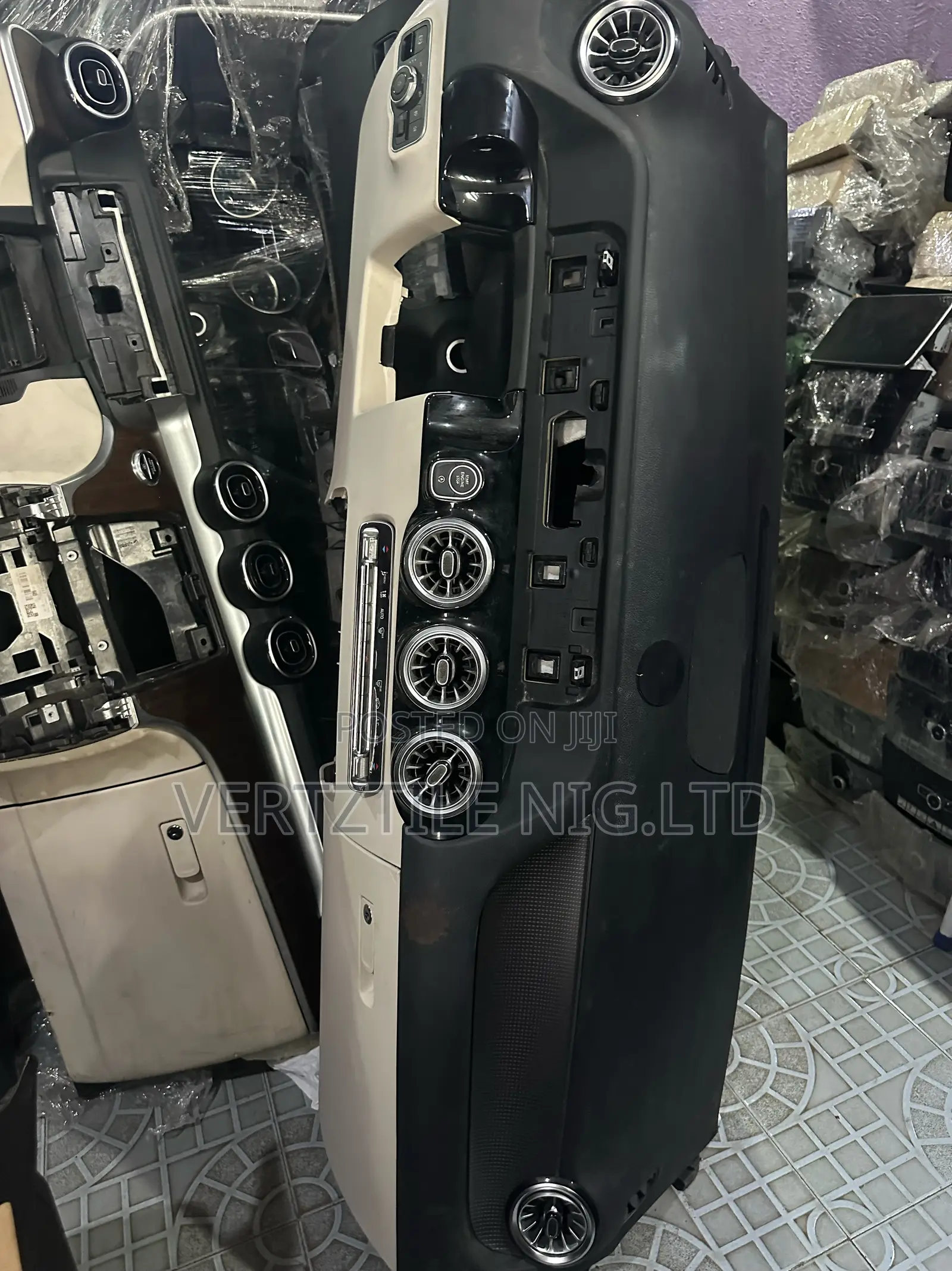 Gla 2020 Dashboard Benz W247