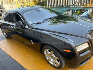 Rolls-Royce Ghost Base EWB 2012 Black
