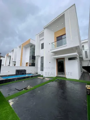 4bdrm Duplex in Chevron for sale