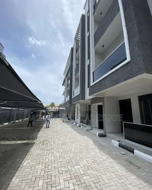 Luxury 4bedroom Terrace for Rent