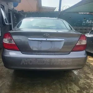 Toyota Camry 2004 Gray
