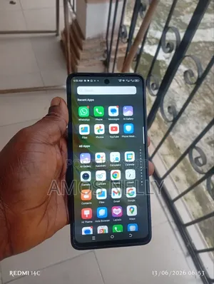 Tecno Spark 20 128 GB Black