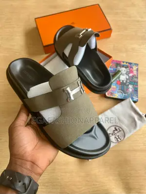 Hermès-Paris -Quality Leather Slide
