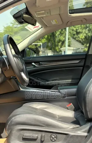 Honda Accord Touring 2.0T 2018 Black