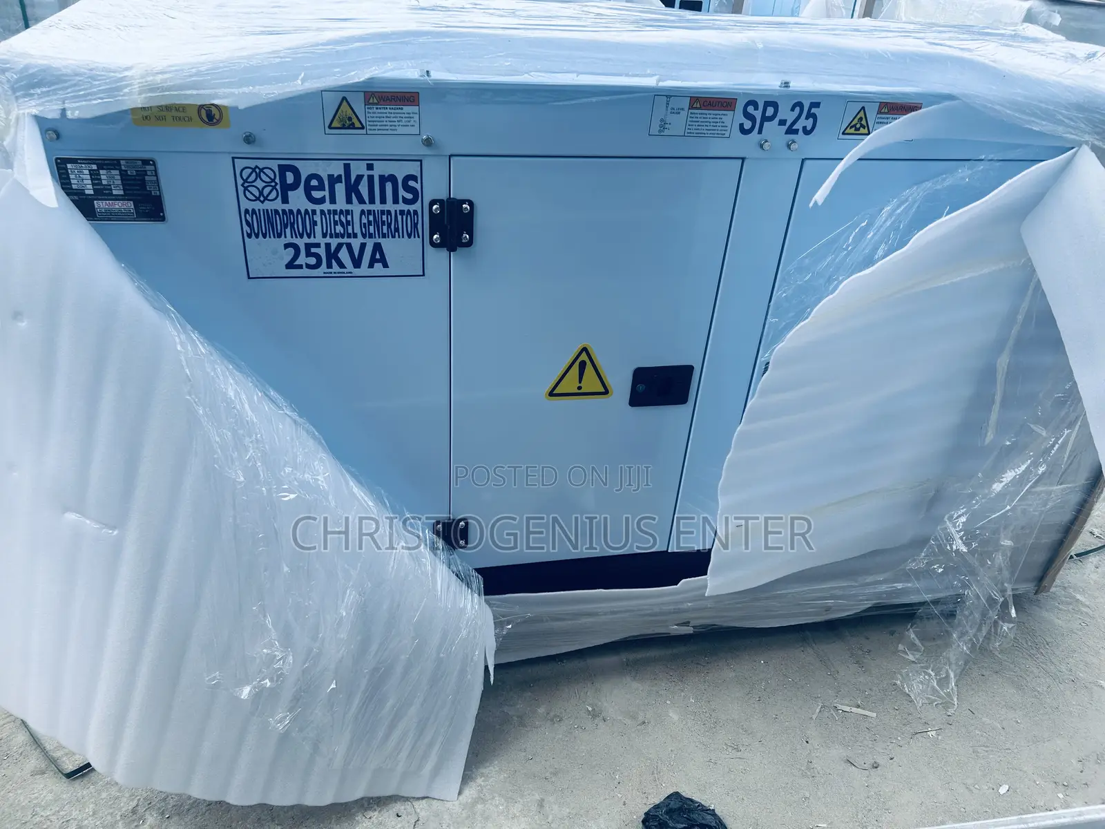 25kva Perkins Soundproof Generator Set