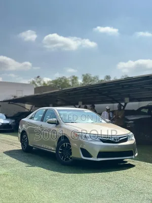 Toyota Camry 2014 Gold