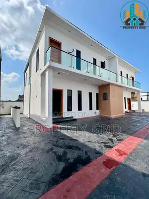 4bdrm Duplex in Thomas Estate for sale