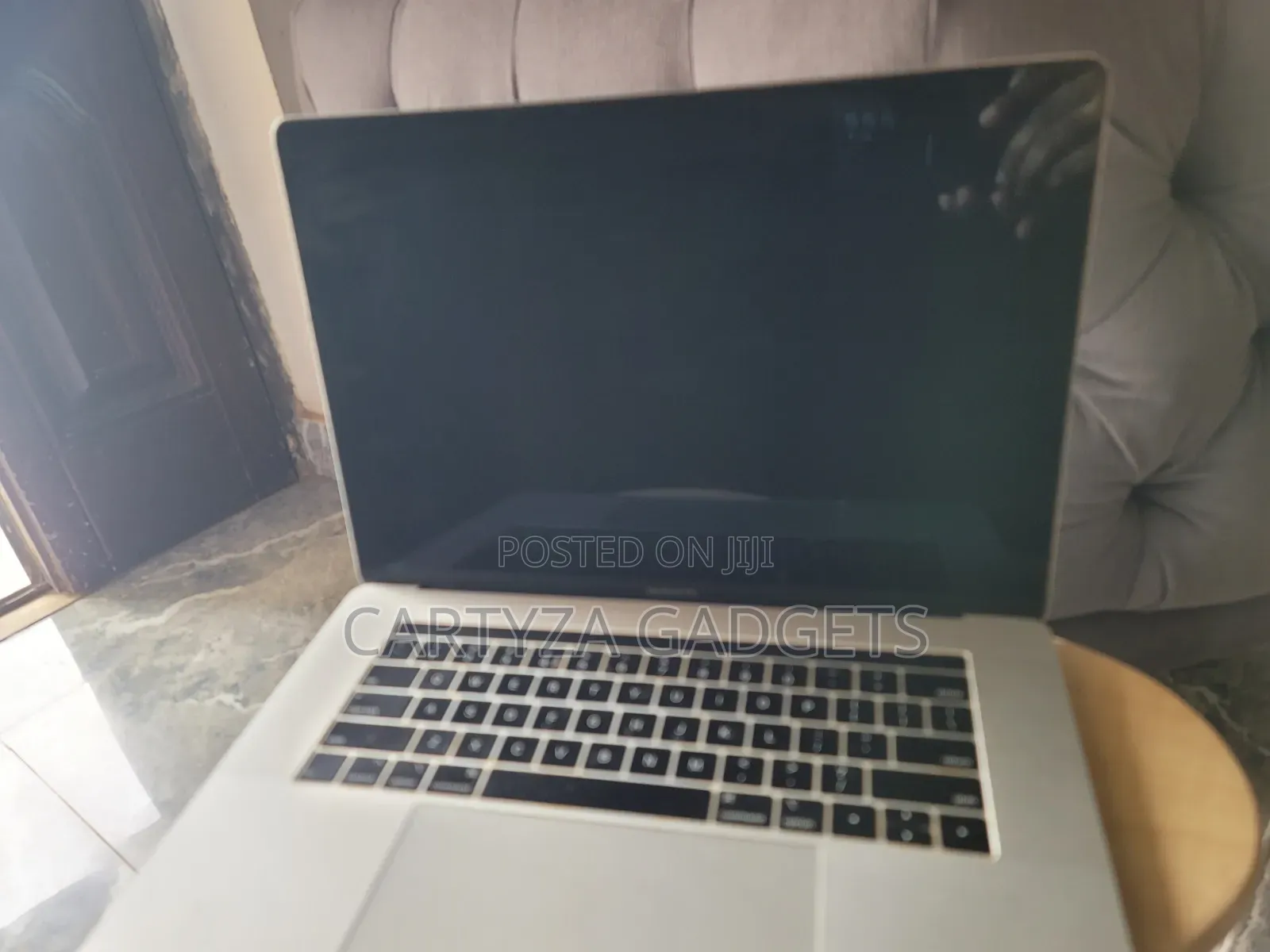 Laptop Apple MacBook Pro 2018 32GB Intel Core i7 SSD 512GB