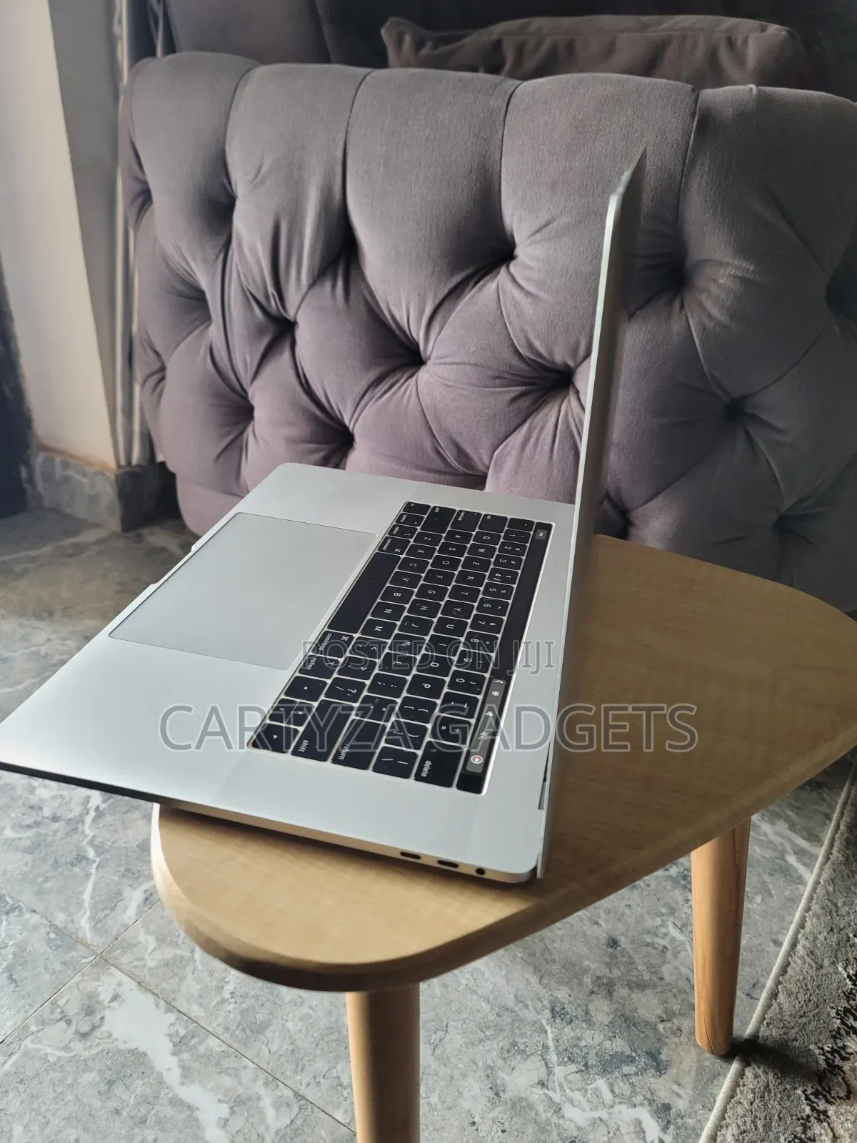 Laptop Apple MacBook Pro 2018 32GB Intel Core i7 SSD 512GB