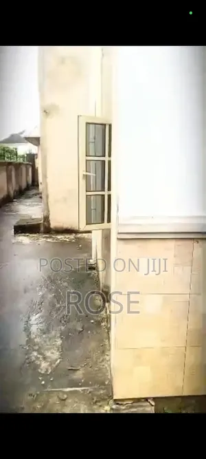 Furnished 10bdrm Duplex in Shelter Afrique, Uyo for rent
