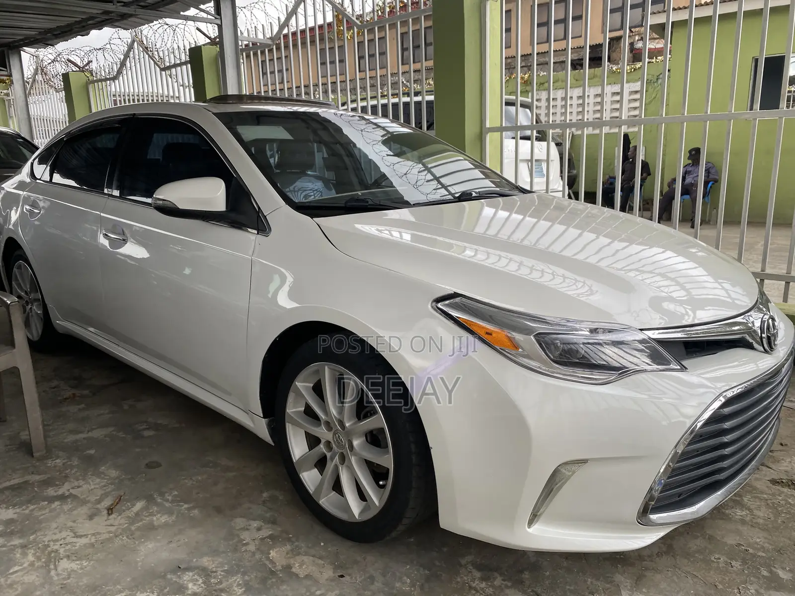 Toyota Avalon 2014 White