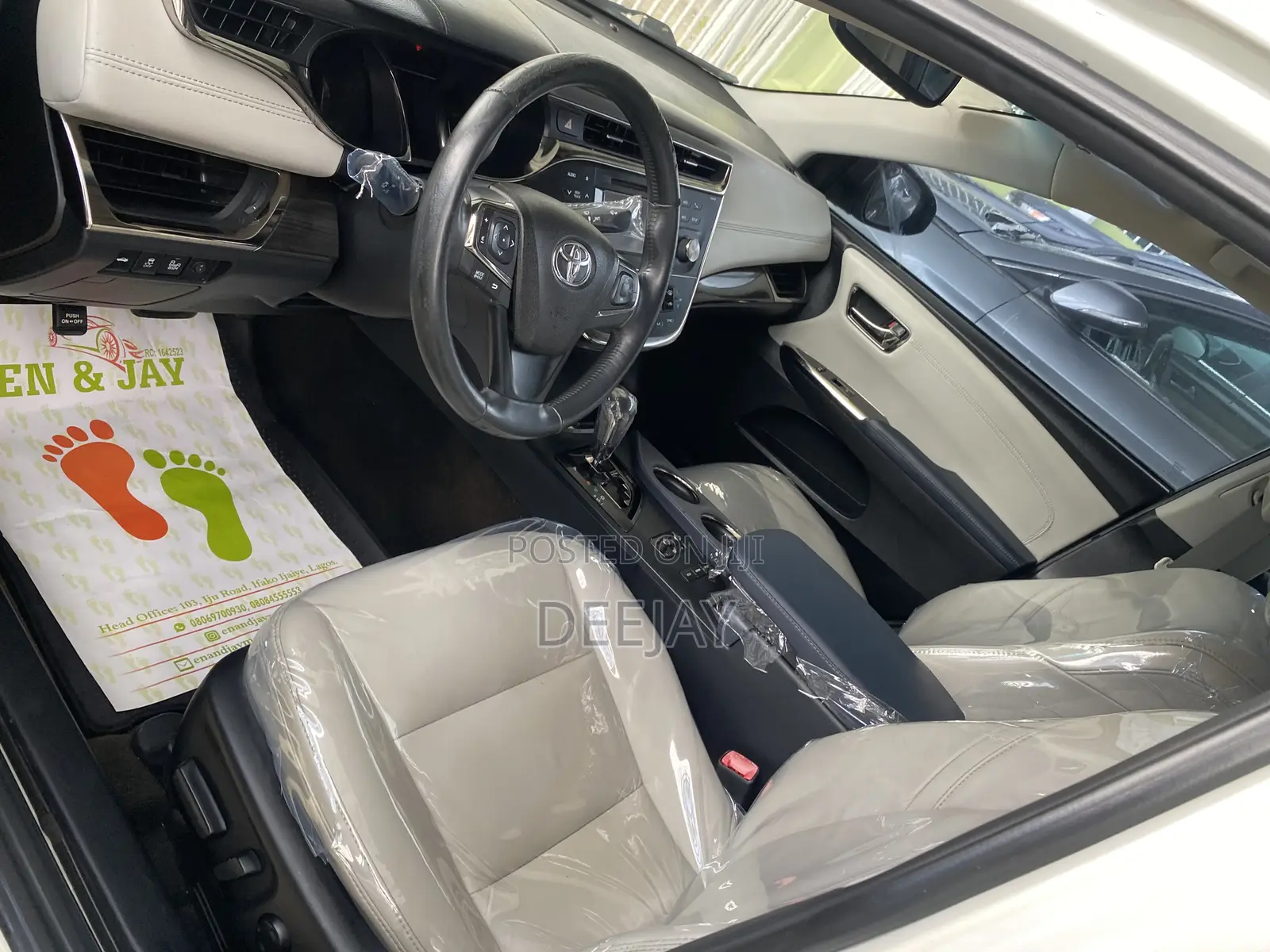 Toyota Avalon 2014 White