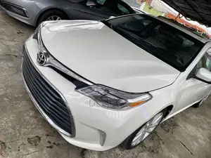 Toyota Avalon 2014 White