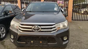 Toyota Hilux 2017 Black