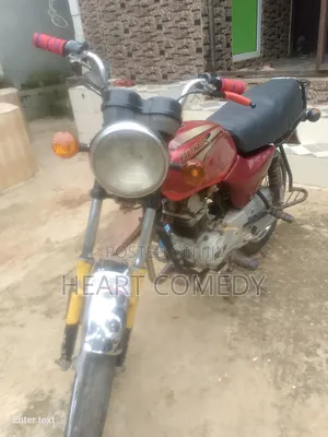 Bajaj Boxer 100 2024 Red