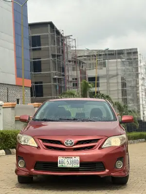 Toyota Corolla 2013 Red