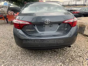 Toyota Corolla 2016 Gray