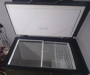 Clean 189l Hisense Freezer