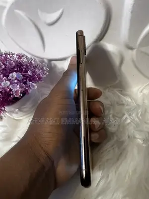 Apple iPhone XS Max 64 GB Gold