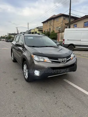 Toyota RAV4 Limited 4dr SUV AWD (2.5L 4cyl 6A) 2015 Brown
