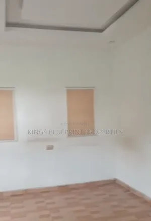 1bdrm Block of Flats in Off Pti Road, Warri for rent
