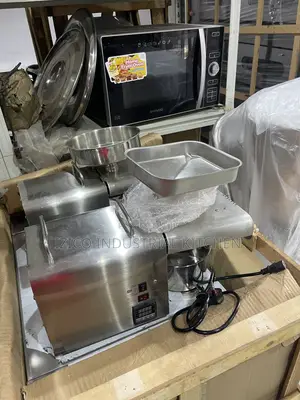 Oil Extractor Machine