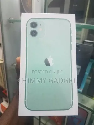 New Apple iPhone 11 64 GB Green