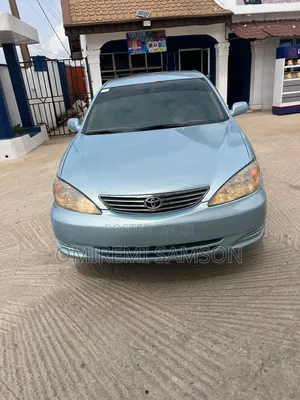 Toyota Camry 2004 Blue