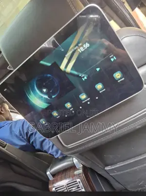 Range Rover Original Headrest Screen