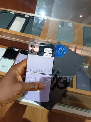 Samsung Galaxy Z Flip4 256 GB Purple