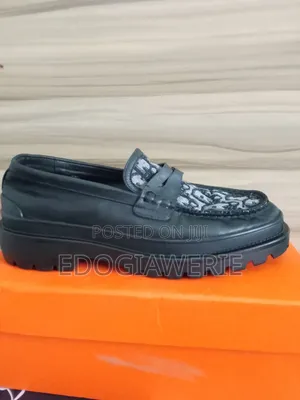 Neatly Used